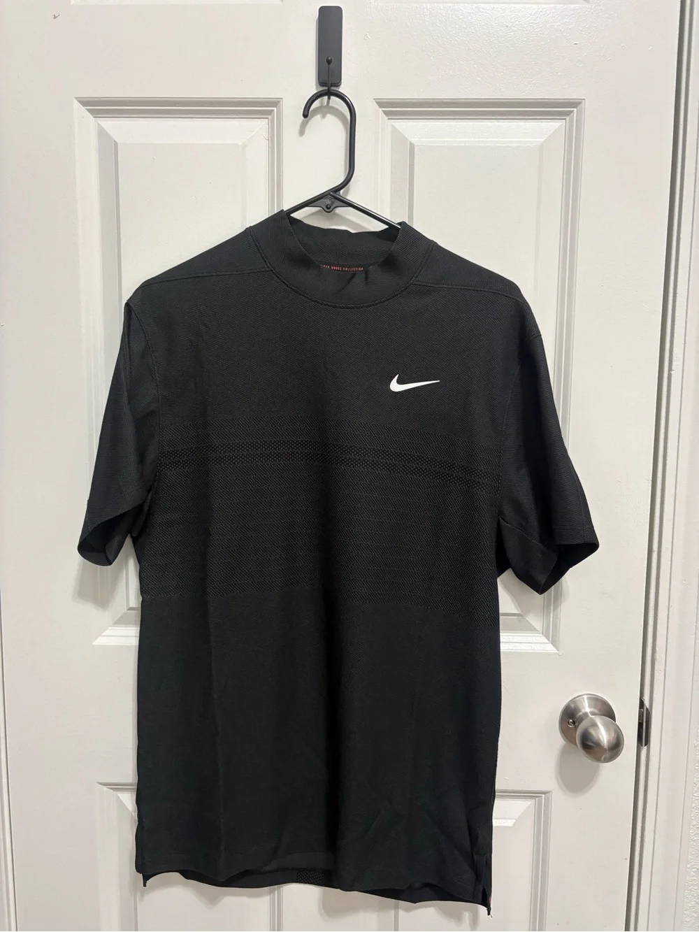 Nike Tiger Woods Collection Golf Shirt Mens Small Black Mock Neck CT6078